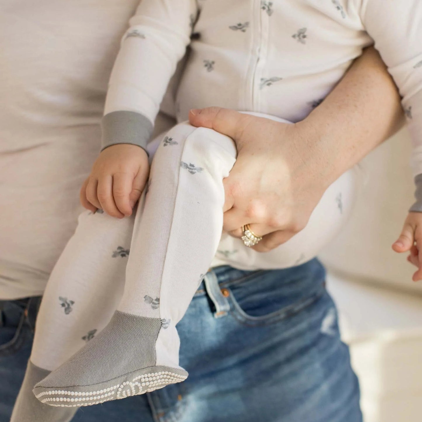 ORGANIC COTTON PAJAMAS - QUARRY BEE - 2 PIEZAS